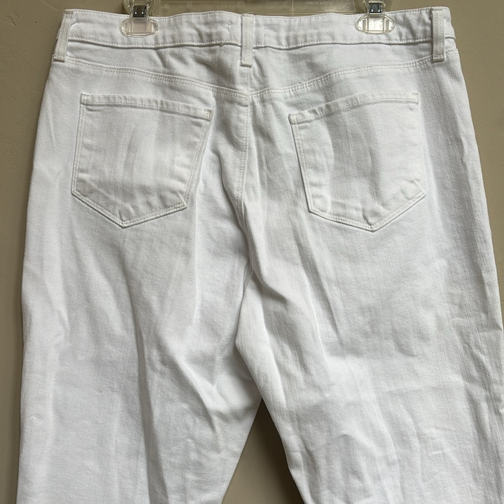 L’AGENCE High Rise Cropped Straight Jeans - Picture 7 of 12